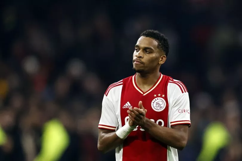 Liverpool and Manchester United ‘ready’ to have a bid war on Ajax’s star
