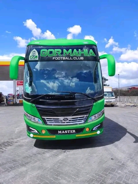 ‘Liwe Liwalo na Owalo Hadi 2027’- Gor Mahia Fans Praise CS Owalo For a Brand New Bus Boon To Kogalo.